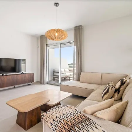Penthouse With Sea And Mountain View - Pool And Terrace Apartmán