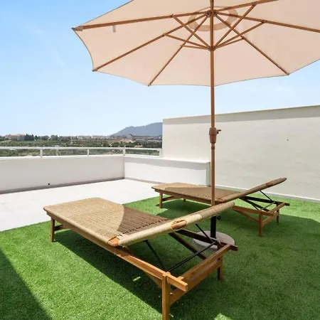 Penthouse With Sea And Mountain View - Pool And Terrace Apartmán