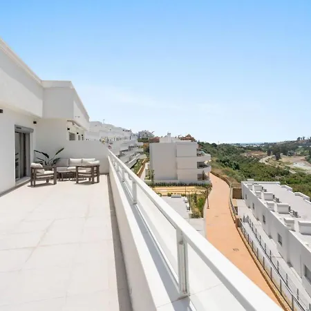 Apartmán Penthouse With Sea And Mountain View - Pool And Terrace